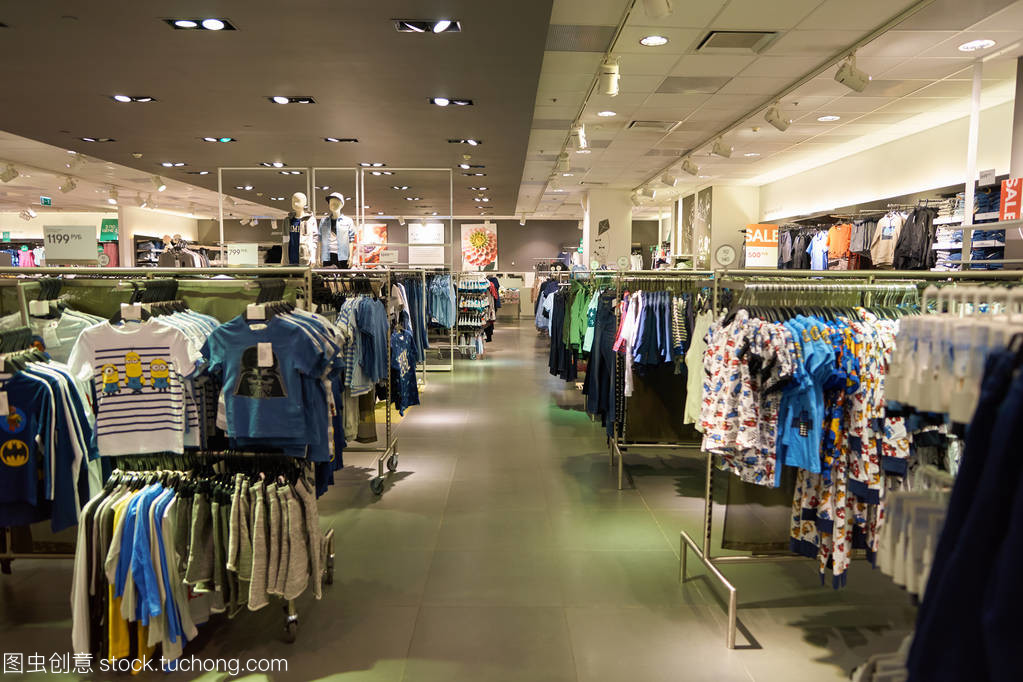 H&M 引領(lǐng)時(shí)尚潮流的內(nèi)部存儲(chǔ)與零售策略
